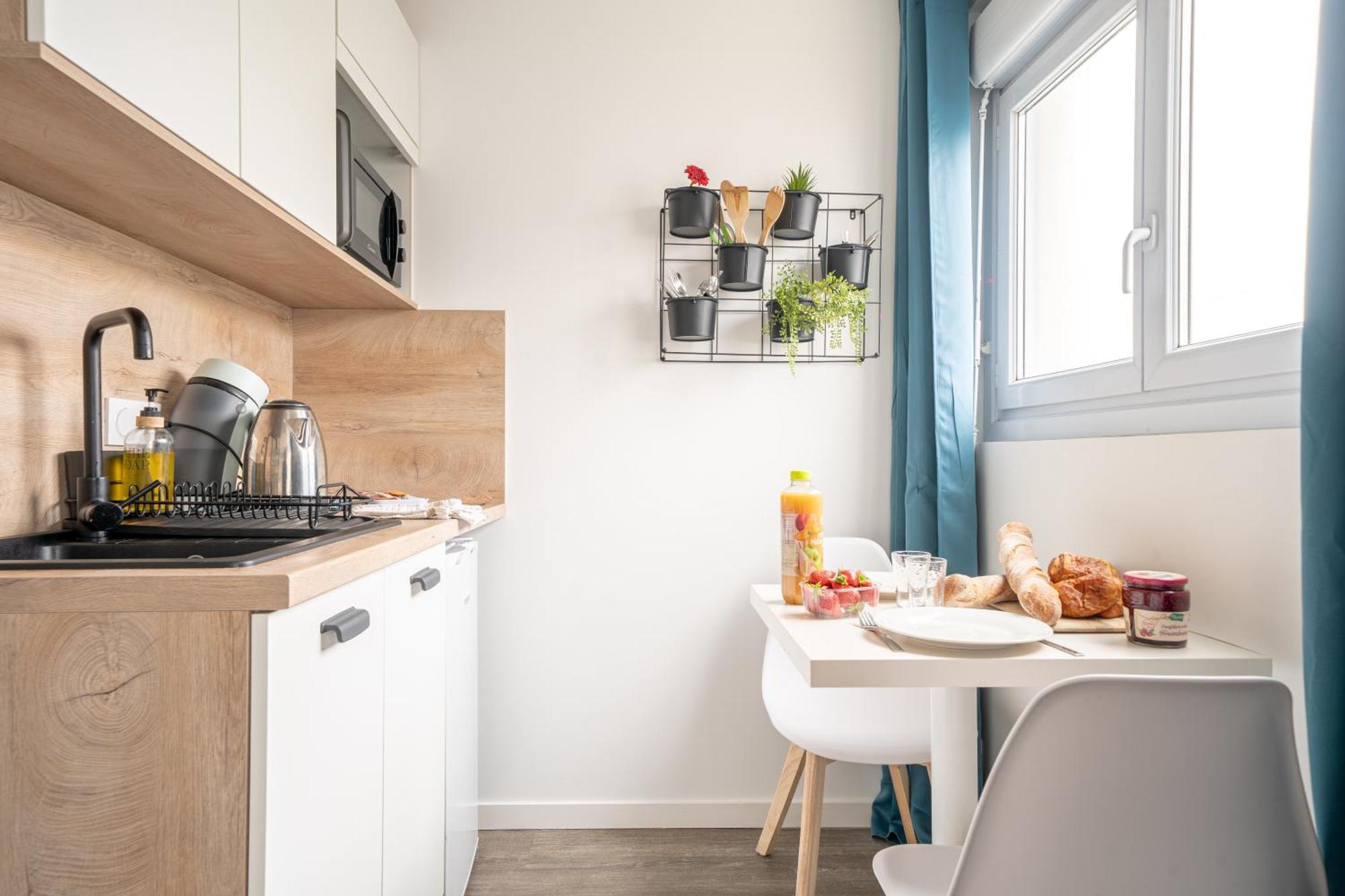 Suite Le Studio Litchi Baigne De Lumieres & Proche Des Plages Сен-Назер Экстерьер фото
